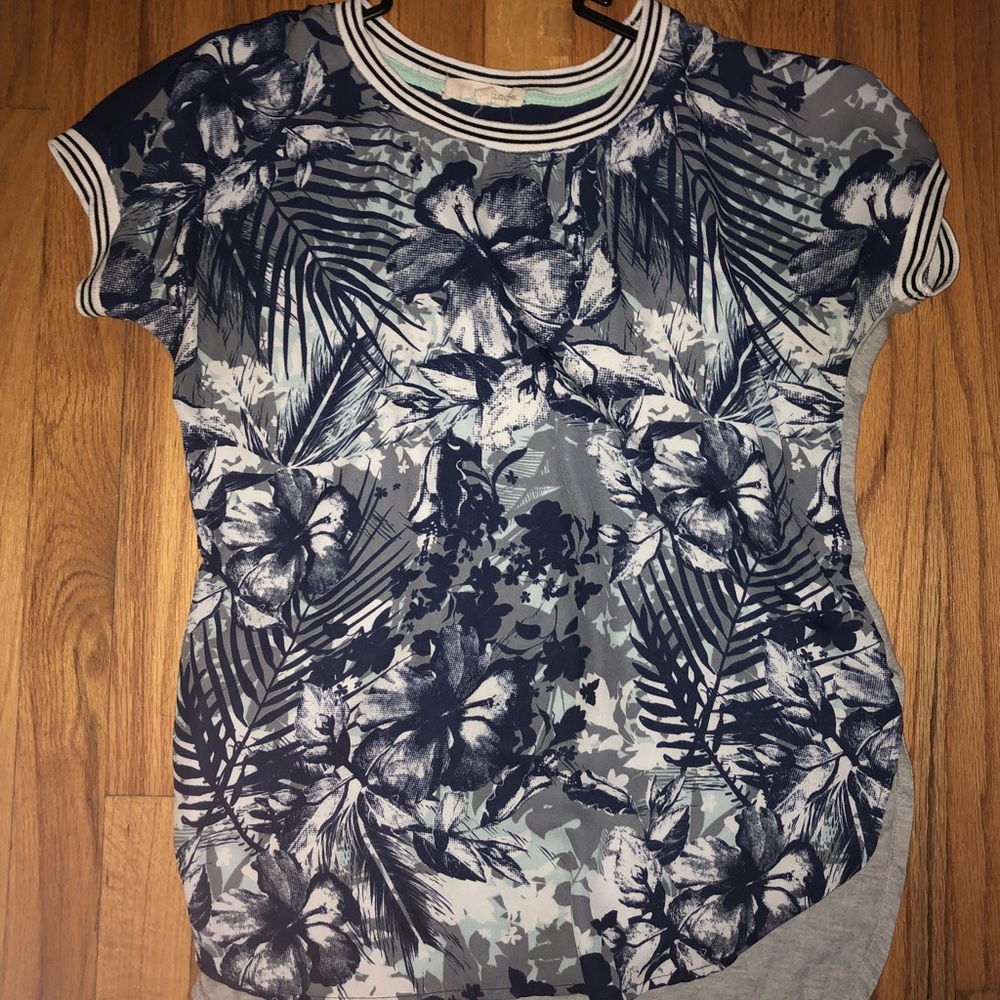 Rewind shirt , medium